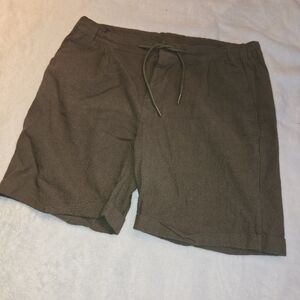 ESNTLS Men’s Cotton/Aloe 6 Inch Inseam Shorts [Large] Olive Green Minimalist